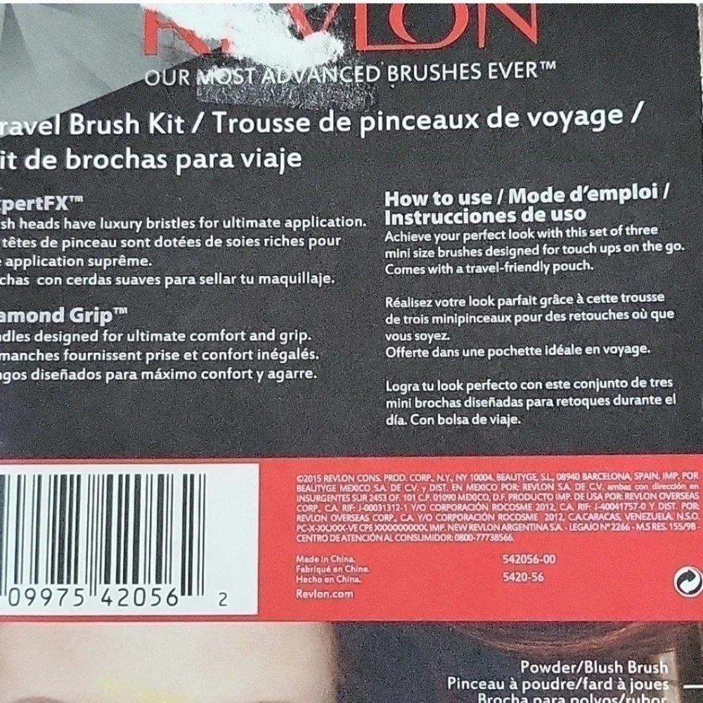 Revlon 3 Piece Travel Brush Set - Black and Red-NIP - Picture 2 of 3